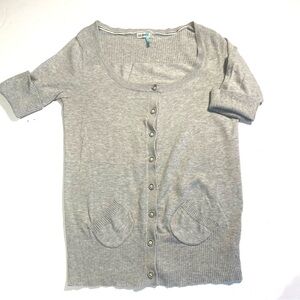 Old Navy Light Gray Knit Sweater